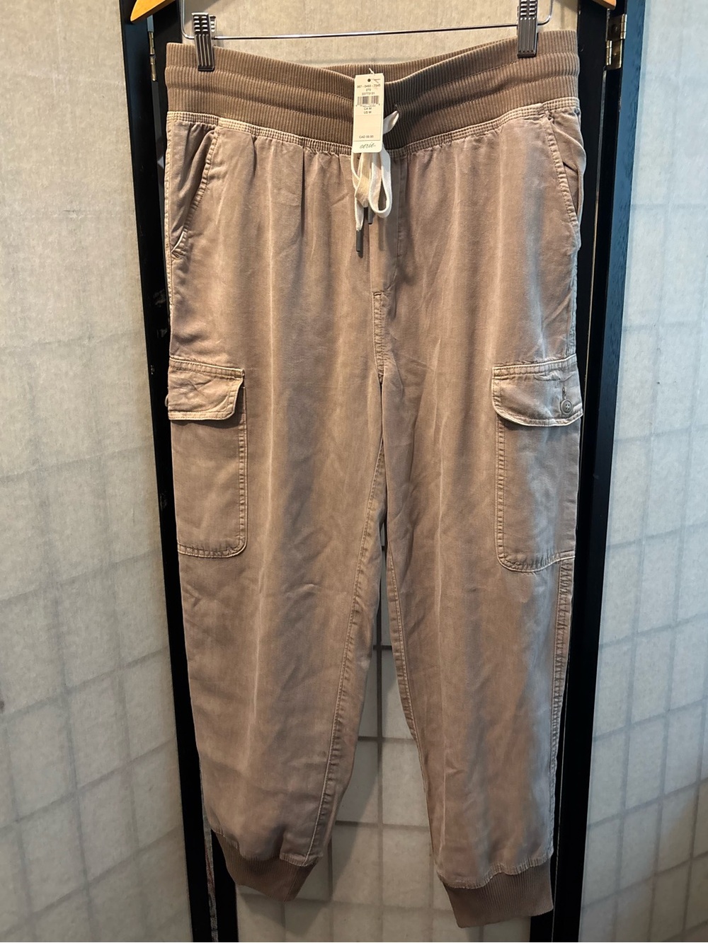 AERIE NWT High-Rise Lightweight Lyocell Cargo Jogger Pants in Taupe Brown